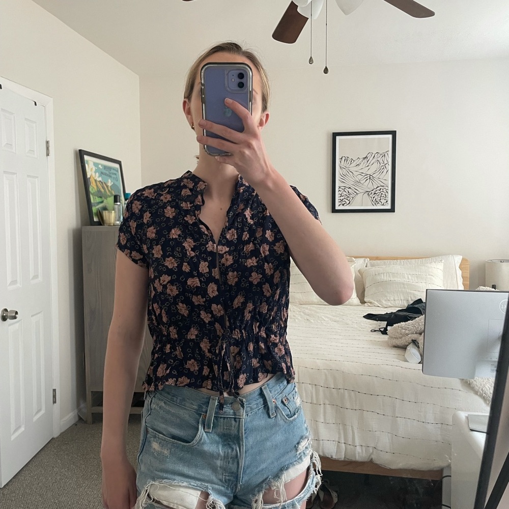 Navy floral print blouse - new with tags